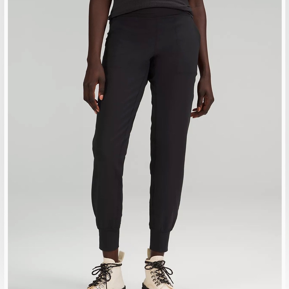 Lululemon align, high-rise jogger , like new